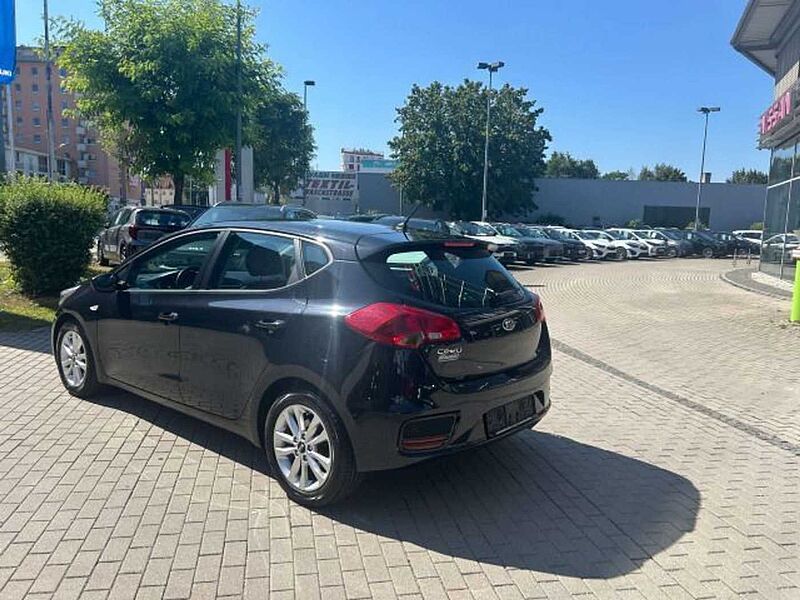 Kia Ceed / cee'd CEED_5 1.4 EDITION7 EMOTION-PAKET