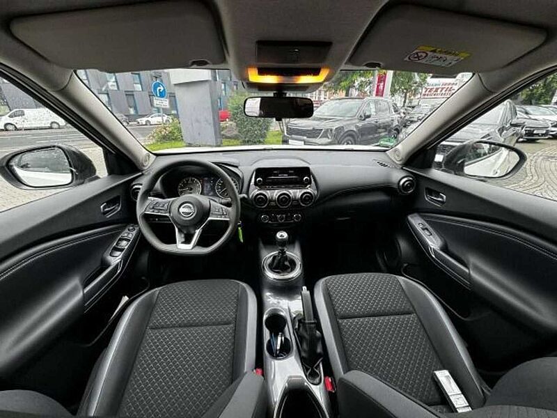 Nissan Juke JUKE 1.0 DIG-T N-STYLE 17 ZOLL SPORTSITZE