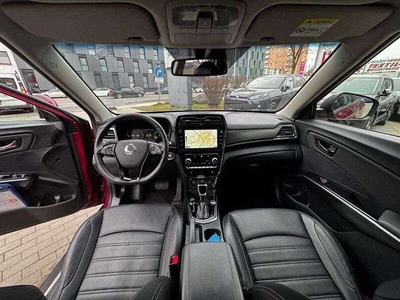 SsangYong Tivoli TIVOLI 1.6 XDi ALLRAD AUTOMATIK AHK