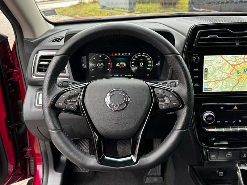 SsangYong Tivoli TIVOLI 1.6 XDi ALLRAD AUTOMATIK AHK