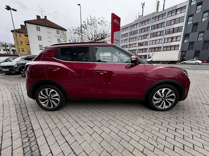 SsangYong Tivoli TIVOLI 1.6 XDi ALLRAD AUTOMATIK AHK