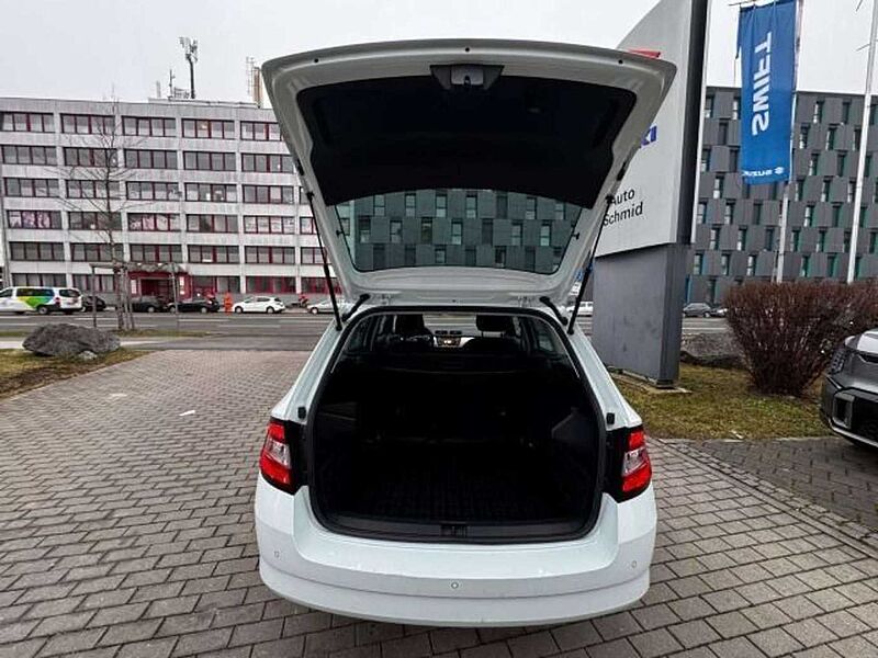 SKODA Fabia FABIA KOMBI 1.0 TSI AMBITION PANORAMADACH(FEST)