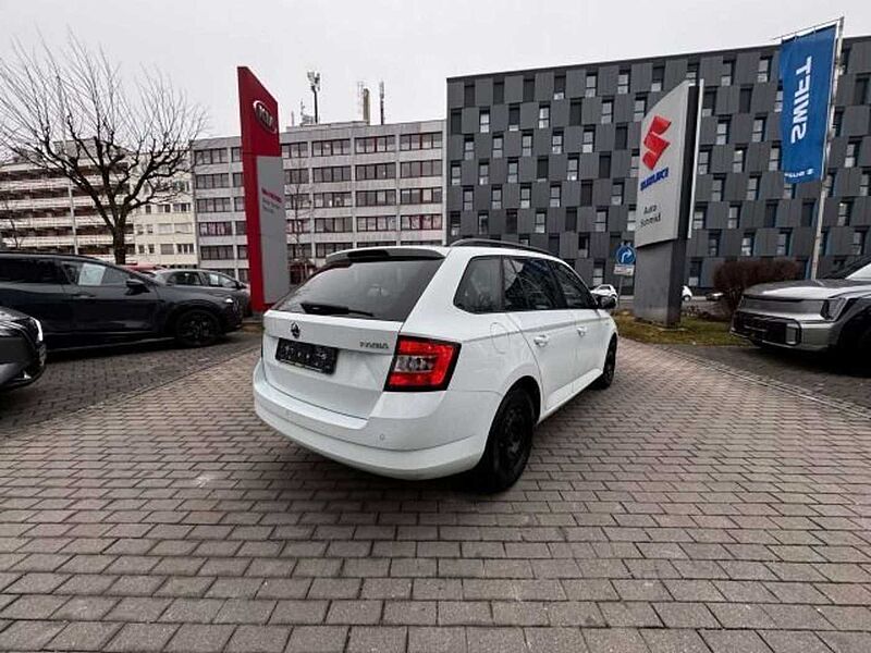 SKODA Fabia FABIA KOMBI 1.0 TSI AMBITION PANORAMADACH(FEST)